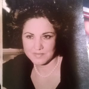 Meet your Posher, Debra